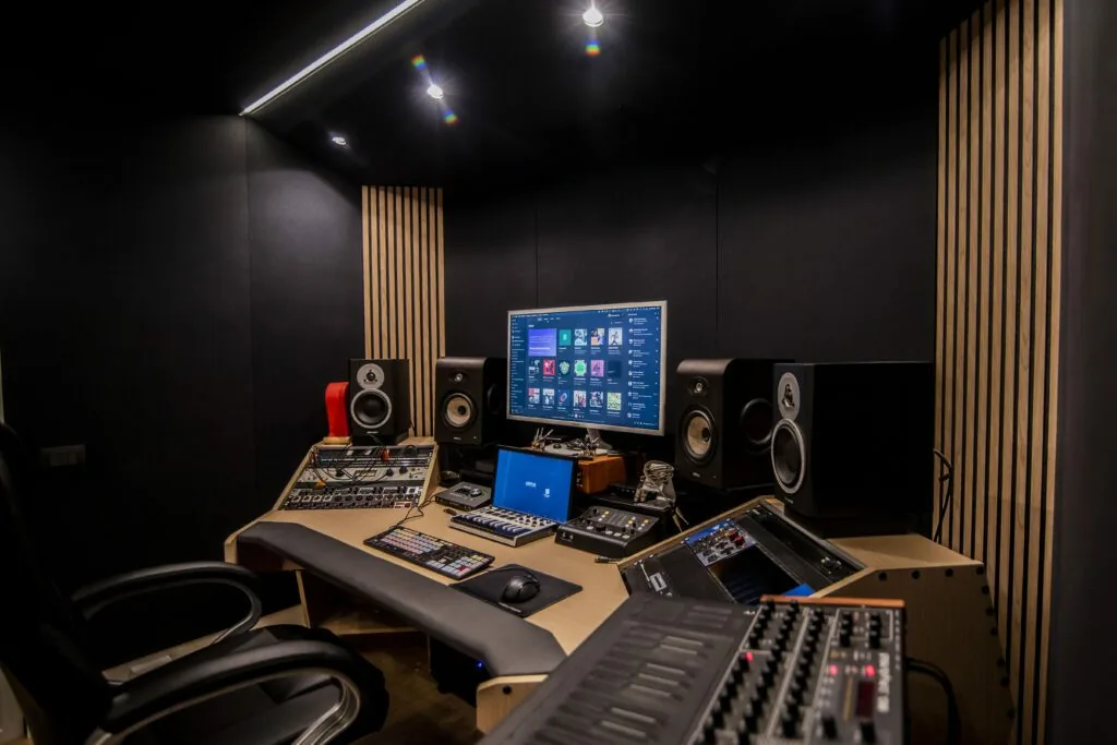 Control Room, foto 1