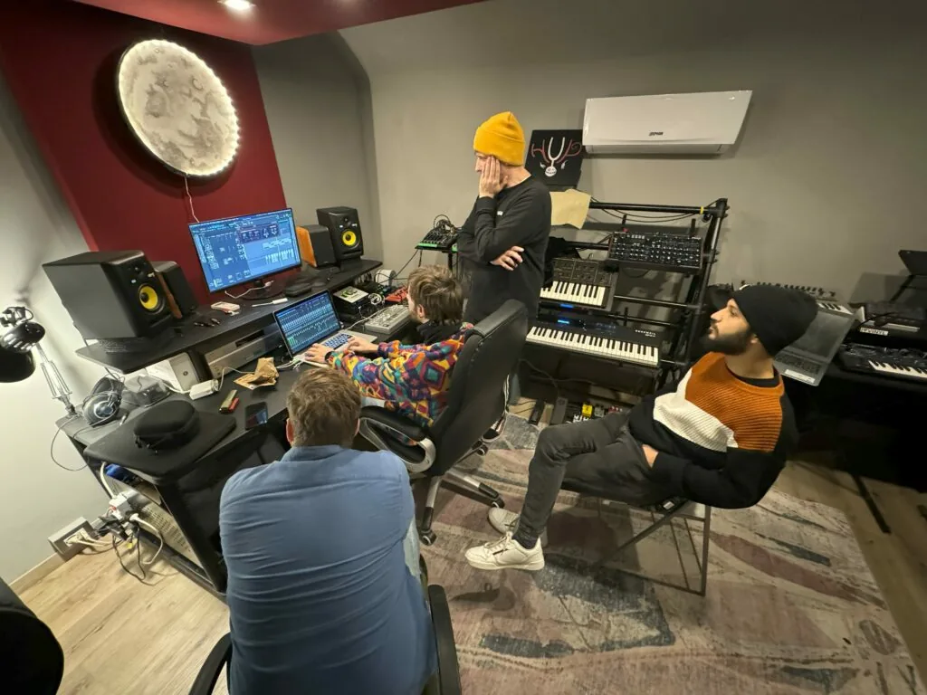 Production Room, foto 3